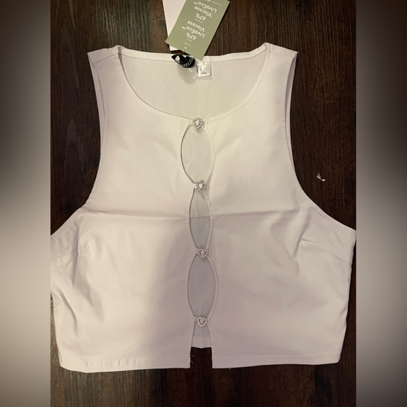 New with tags crop top - Picture 1 of 3